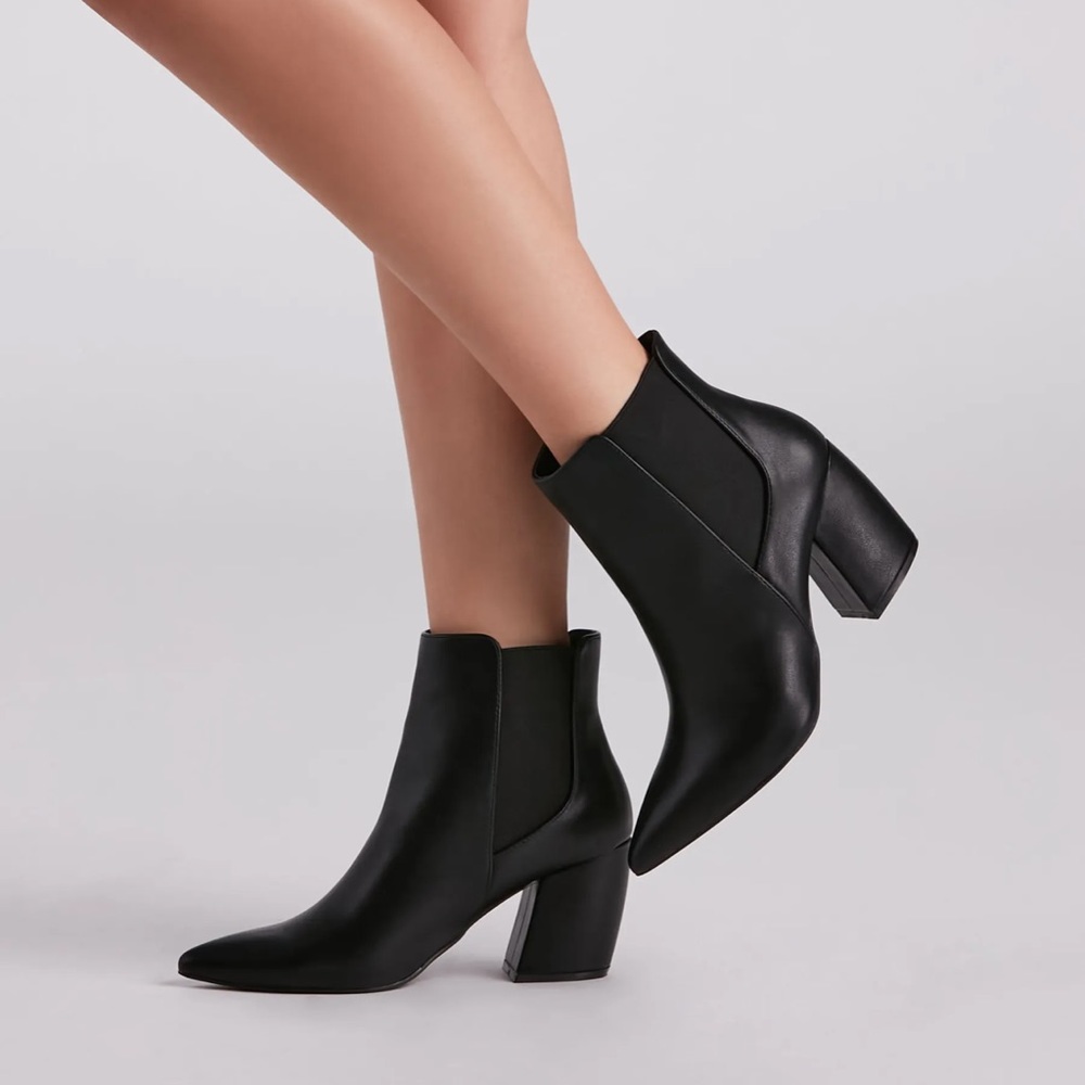 Steve Madden Ankle Pointed Boots